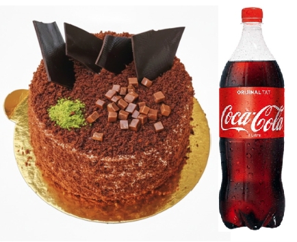 Doğal Malzemeli 4-6 Kişilik Çikolatalı Yaş Pasta Paketi