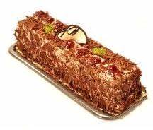 Kare Dikdörtgen Form 4-6 Kişilik Çikolatalı Muzlu Baton Yaş Pasta